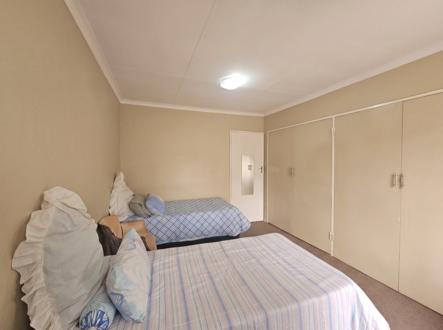 3 Bedroom Property for Sale in Pellissier Free State